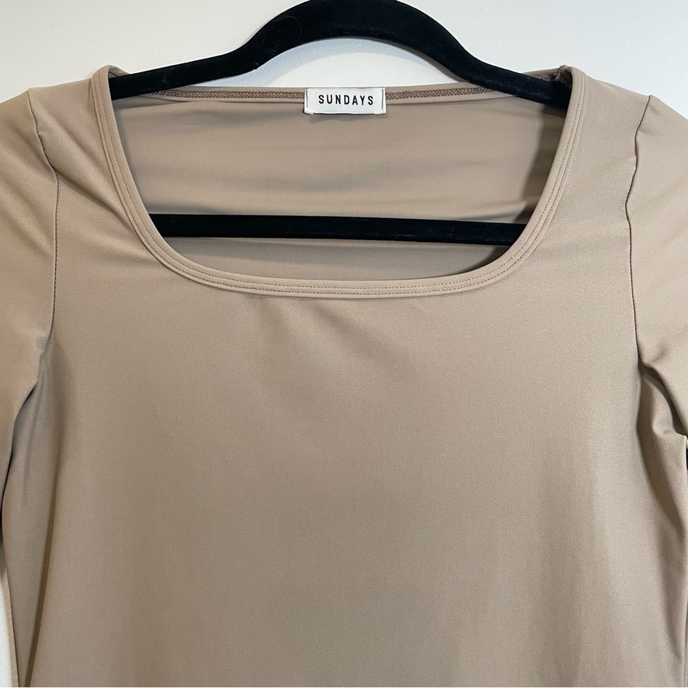 Sundays Tan Stretch Long Sleeve Top Square Neck Fitted Minimalist Neutral Size M - Picture 3 of 12